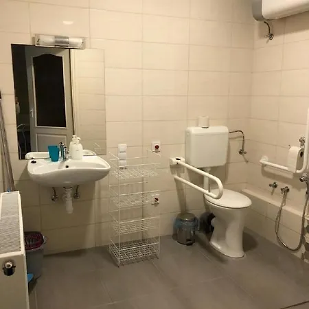 Jacint Apartman * Hajduszoboszlo
