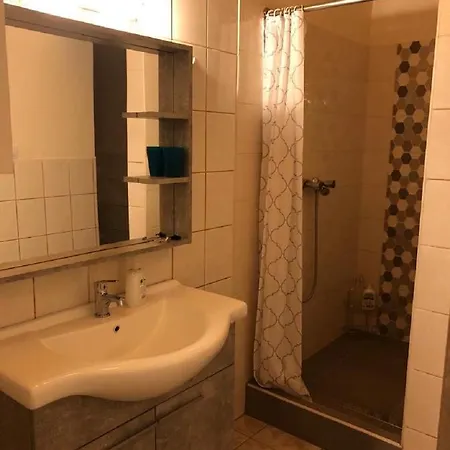 Jacint Apartman Отель *