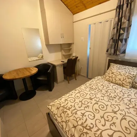 Jacint Apartman ホテル ハイデゥソボスロー